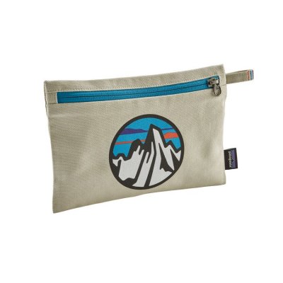 patagonia zippered pouch