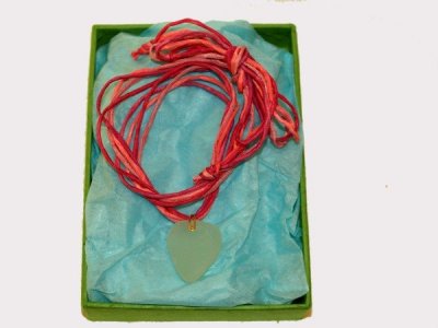 EarthSurf - Halsband Vit /Guld med 4 rosa sidenband0